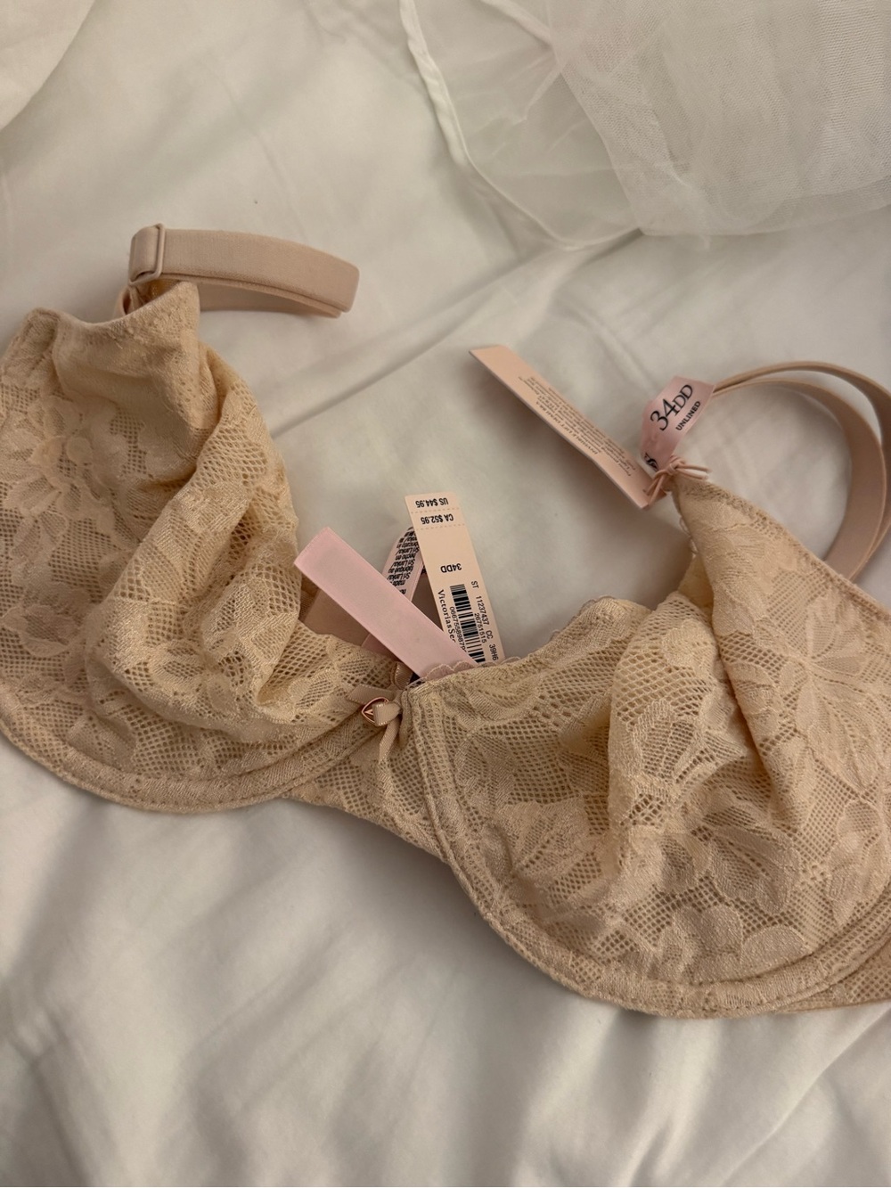 Victoria's Secret Unlined Beige Lace Underwire Bra